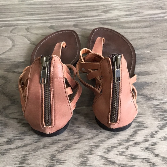 Joie sandals 7.5 - Picture 6 of 9